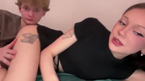 TinnyDoll online show from January 14, 8:50 pm