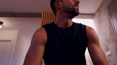 tinoclandestino online show from January 8, 10:15 am