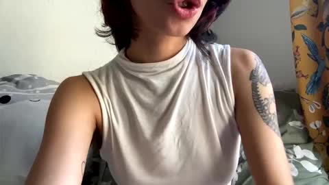 tinyhairycherry online show from May 11, 10:29 pm