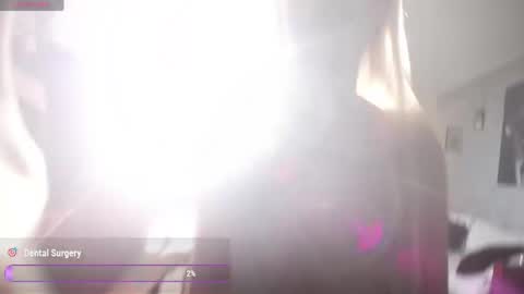 stage Kylie Sinner  brand CLITBAIT online show from June 1, 10:33 pm
