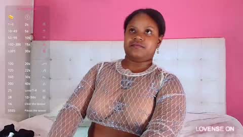 LITTLE MIKAELA   online show from December 4, 2:58 am