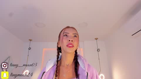 Luna  online show from February 8, 10:39 am