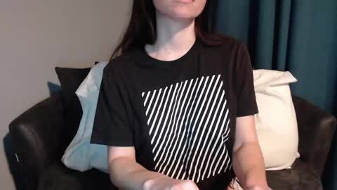 TinyyTina online show from March 12, 10:16 am