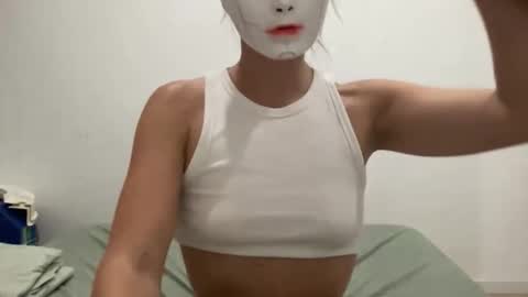 Snapshot of tipsytinkerbell chatting on October 1, 6:29 pm Tinks online show from October 1, 6:29 pm
