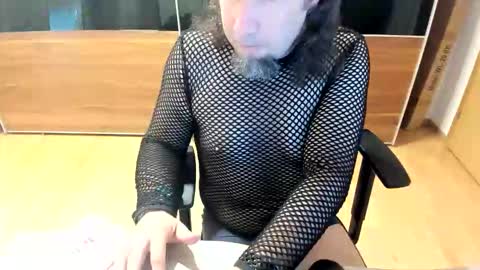 Tirolerboy27 online show from April 13, 8:18 am