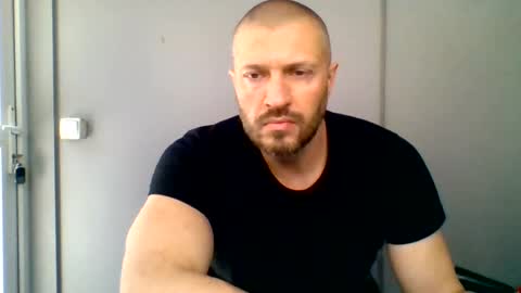 titan_heart online show from June 24, 7:26 am