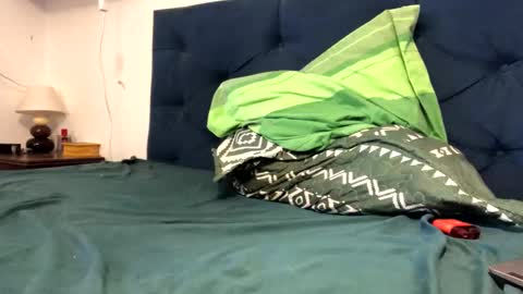 Snapshot of titanenh chatting on October 12, 7:27 pm Titan online show from October 12, 7:27 pm