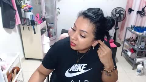 DIVA online show from March 25, 1:56 am