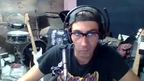 Snapshot of tntstudio317 chatting on September 25, 2:29 am BigT317 online show from September 25, 2:29 am