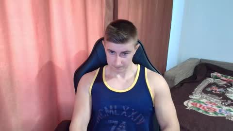 todhorny987 online show from March 10, 9:24 am