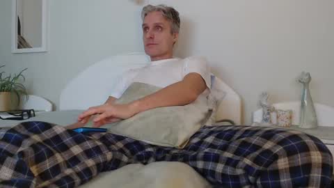 Daniel Bisexual uncut 20cm online show from December 27, 3:48 pm