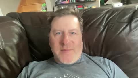 Joshua1983 online show from March 5, 5:39 pm