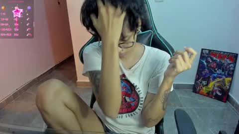 Snapshot of tokyo_uwu chatting on February 20, 12:25 pm sofi 3 online show from February 20, 12:25 pm