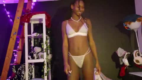 Athena Fantasy online show from December 17, 10:38 pm