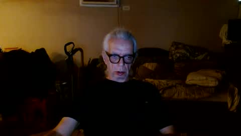 tom112292014 online show from September 14, 11:44 am