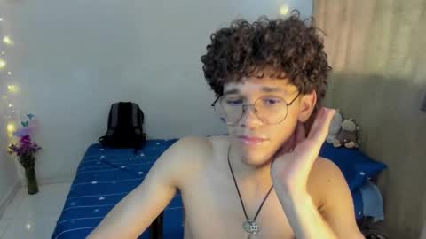 Tom Blue online show from November 13, 4:31 pm