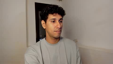 Tom online show from April 8, 12:52 pm