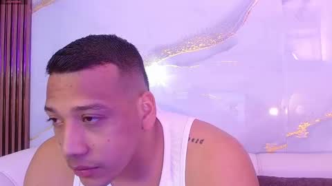 Tom muscle1 online show from September 14, 12:28 pm