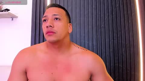 Tom muscle1 online show from November 14, 12:29 pm