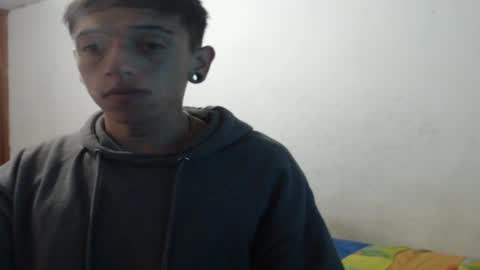 tomas_turbado_ online show from March 13, 7:22 am