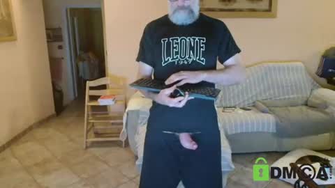 Tomas Milian online show from July 24, 11:02 pm
