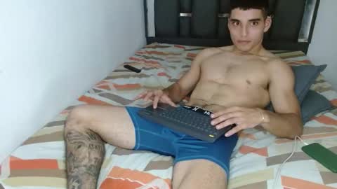 tomaz_18 online show from February 25, 1:20 am