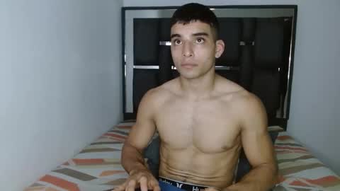 tomaz_18 online show from March 22, 7:07 pm