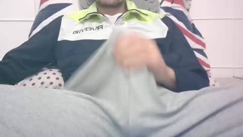 tommaso9046 online show from January 19, 3:42 pm