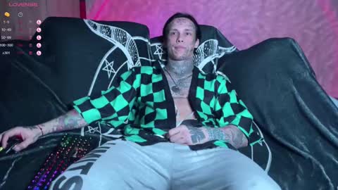 Tommy and Katana online show from February 19, 3:38 pm