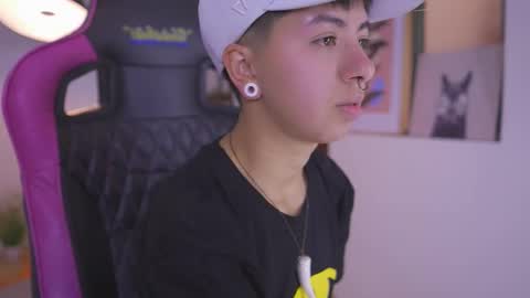 Blue  online show from November 4, 12:17 pm