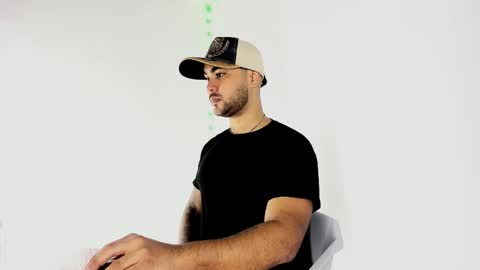 tommy_sccott online show from September 9, 10:21 pm