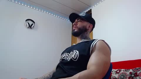 Steven online show from February 27, 6:24 am