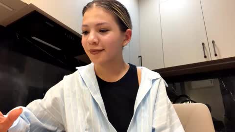 Maya online show from March 12, 7:50 pm