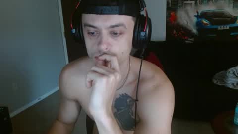 Tommy Strokes online show from January 8, 6:36 pm