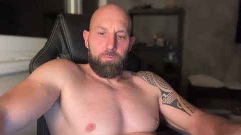 Thomas Fit online show from July 21, 10:12 pm