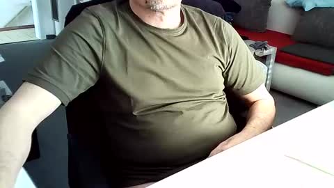 Tom online show from February 17, 12:27 pm