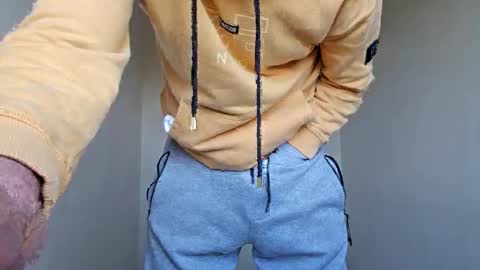 Thomas online show from April 26, 3:53 pm