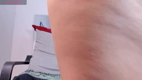 lady blue online show from March 1, 2:16 am