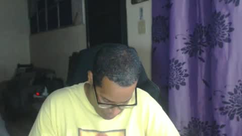 Snapshot of toni2814 chatting on March 5, 2:14 am Antonio online show from March 5, 2:14 am
