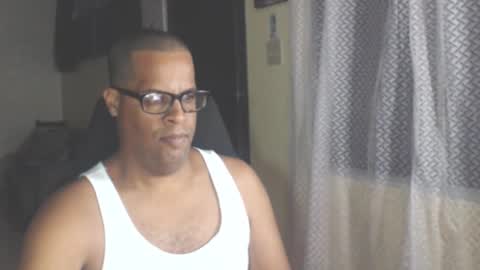 Snapshot of toni2814 chatting on September 20, 2:47 am Antonio online show from September 20, 2:47 am