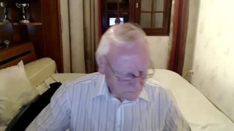 Tonpatou online show from November 7, 5:59 pm