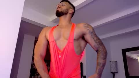 tony muscle1 online show from January 10, 10:59 pm