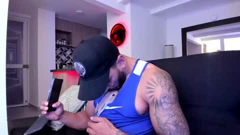 tony muscle1 online show from March 2, 11:20 pm