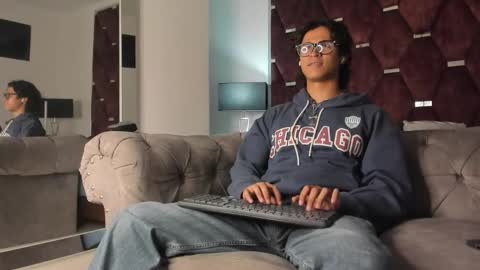 Tony Benedetti online show from February 5, 8:23 pm