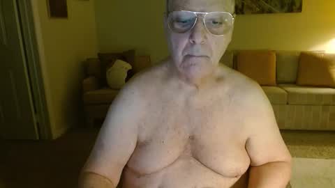 tonysview12000 online show from December 21, 1:12 am