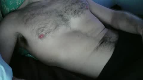 Snapshot of toocloudy chatting on February 4, 3:44 am toocloudy online show from February 4, 3:44 am