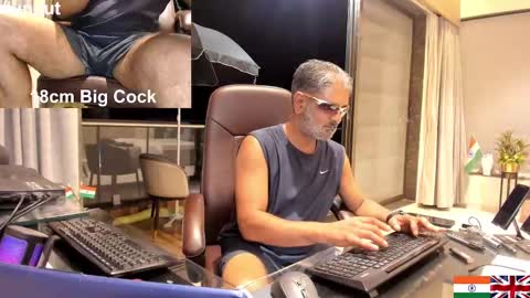 Ravi Boss Daddy online show from March 1, 7:26 pm