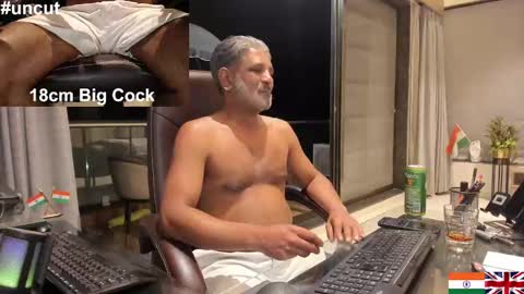 Ravi Boss Daddy online show from March 4, 6:39 pm