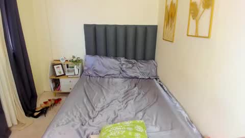 toptranshannah online show from November 19, 2:11 am