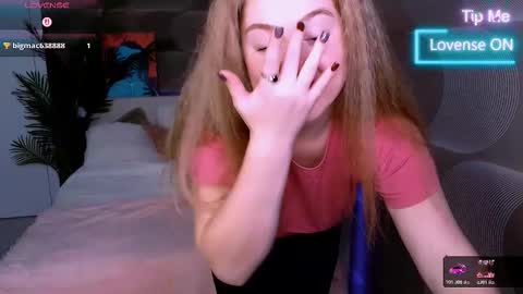 tori_blond online show from November 23, 8:23 am